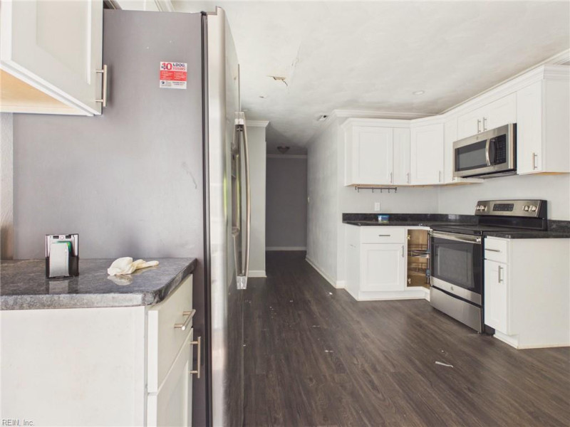 Photo 9 of 25 residential for sale in Virginia Beach virginia
