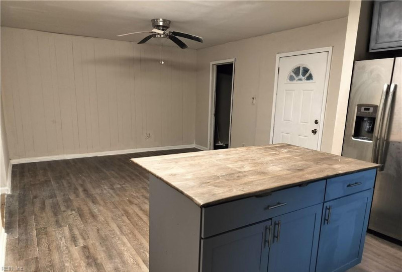 Photo 3 of 6 residential for sale in Chesapeake virginia Photo 3 of 6 residential for sale in Chesapeake virginia