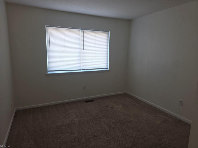 Photo 9 of 16 residential for sale in Virginia Beach virginia