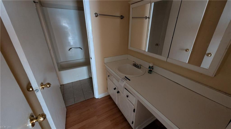 Photo 6 of 7 residential for sale in Virginia Beach virginia