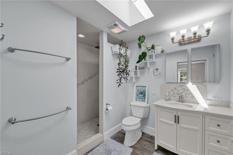 Photo 28 of 37 residential for sale in Virginia Beach virginia