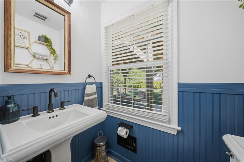 Photo 15 of 49 residential for sale in Newport News virginia