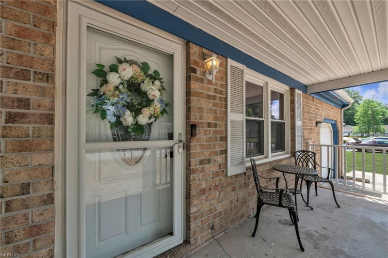 Photo 6 of 34 residential for sale in Chesapeake virginia Photo 6 of 34 residential for sale in Chesapeake virginia
