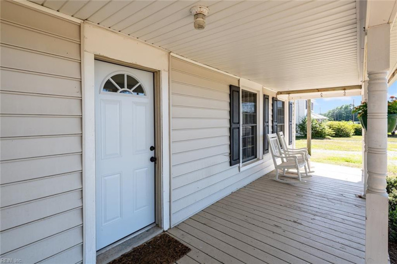 Photo 9 of 38 residential for sale in Surry County virginia
