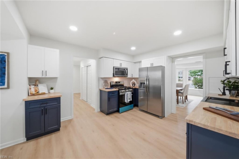 Photo 21 of 50 residential for sale in Virginia Beach virginia