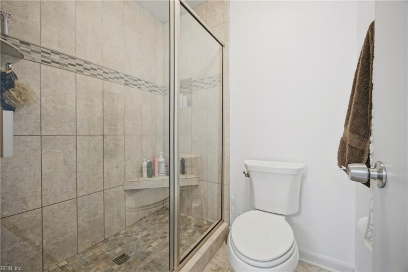 Photo 21 of 37 residential for sale in Virginia Beach virginia