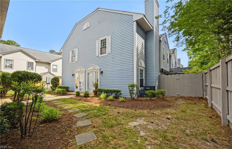 Photo 27 of 37 residential for sale in Virginia Beach virginia