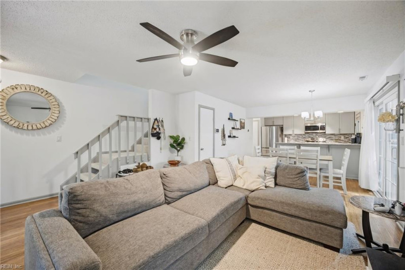 Photo 8 of 37 residential for sale in Virginia Beach virginia