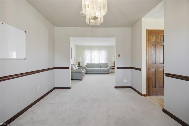 Photo 5 of 41 residential for sale in Virginia Beach virginia