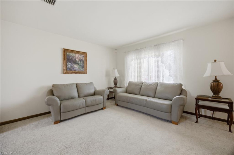 Photo 6 of 41 residential for sale in Virginia Beach virginia