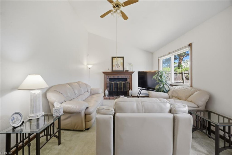 Photo 9 of 41 residential for sale in Virginia Beach virginia