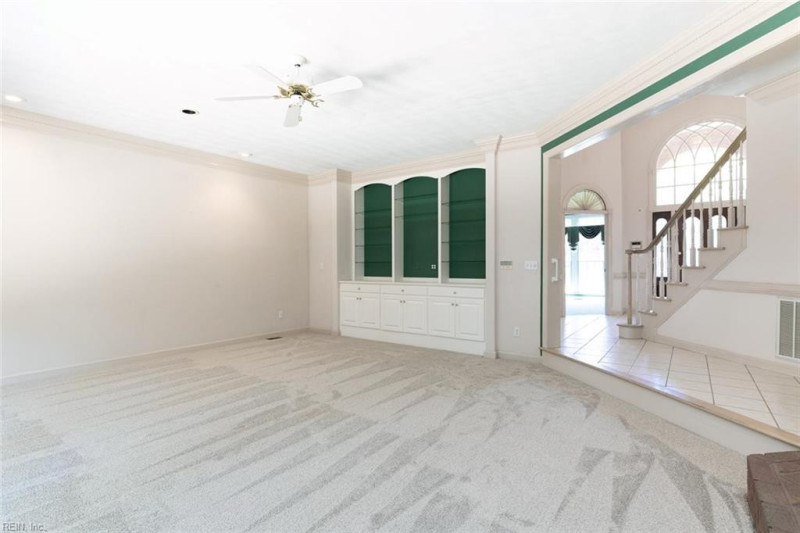 Photo 11 of 40 residential for sale in Virginia Beach virginia