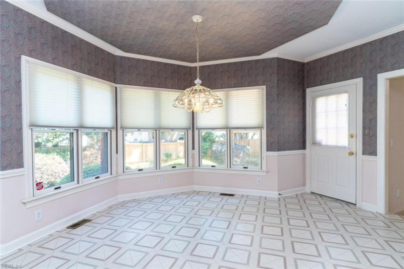 Photo 16 of 40 residential for sale in Virginia Beach virginia