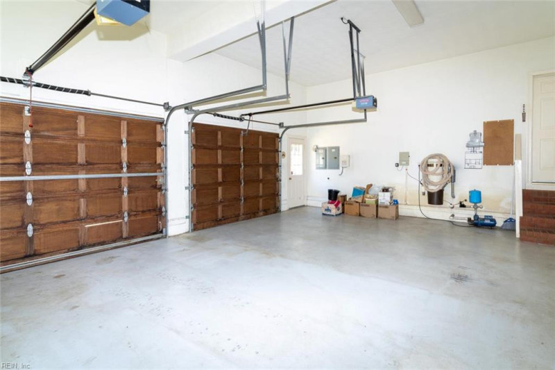 Photo 33 of 40 residential for sale in Virginia Beach virginia