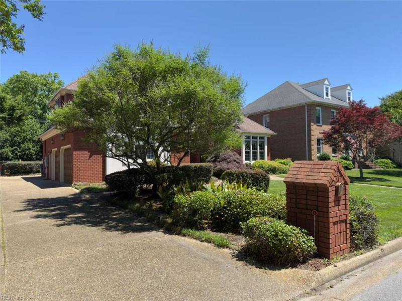 Photo 39 of 40 residential for sale in Virginia Beach virginia