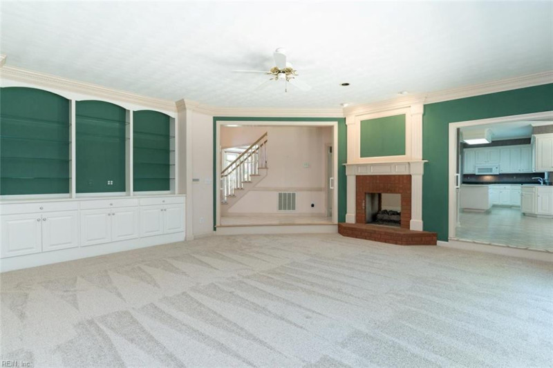Photo 9 of 40 residential for sale in Virginia Beach virginia