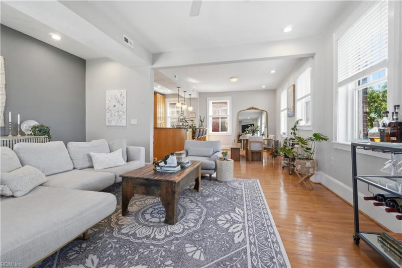 Photo 12 of 49 residential for sale in Norfolk virginia