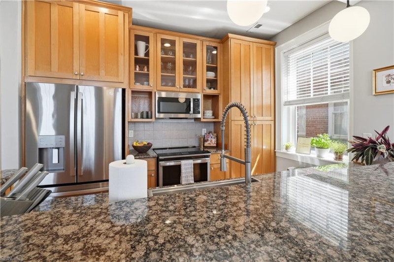 Photo 21 of 49 residential for sale in Norfolk virginia