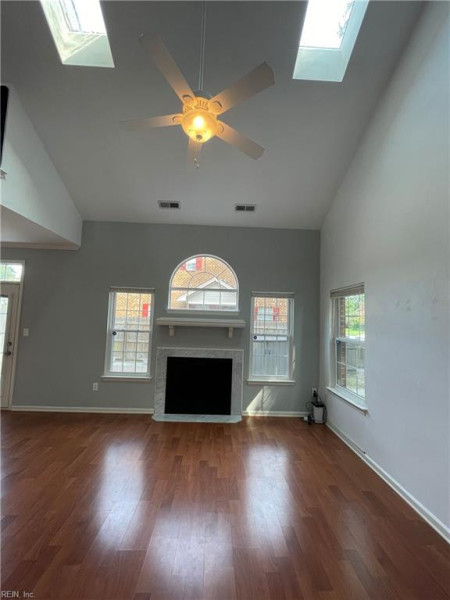 Photo 11 of 18 residential for sale in Chesapeake virginia Photo 11 of 18 residential for sale in Chesapeake virginia