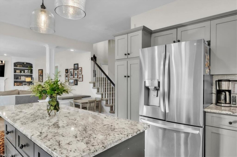 Photo 16 of 44 residential for sale in Virginia Beach virginia