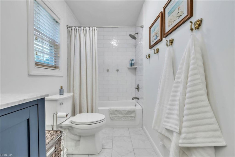 Photo 33 of 44 residential for sale in Virginia Beach virginia