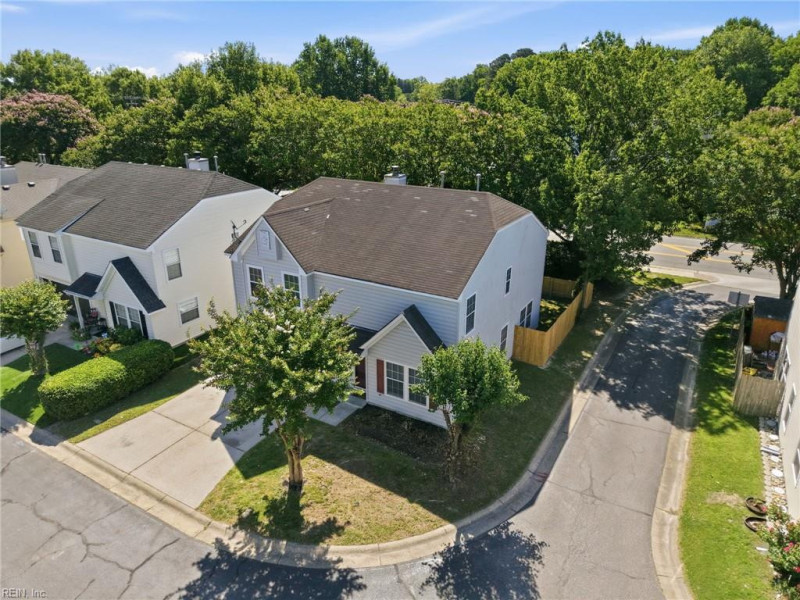 Photo 20 of 26 residential for sale in Suffolk virginia