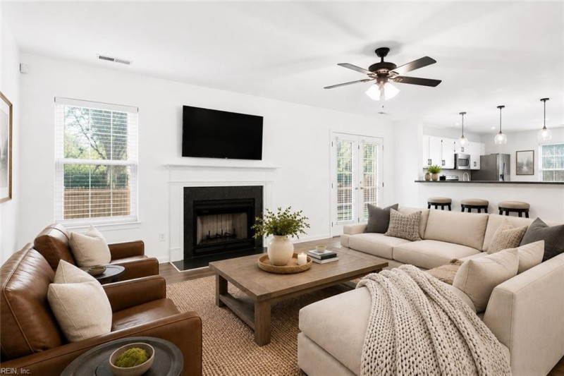 Photo 3 of 26 residential for sale in Suffolk virginia