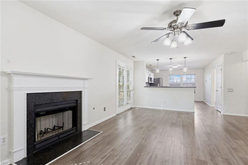Photo 9 of 26 residential for sale in Suffolk virginia