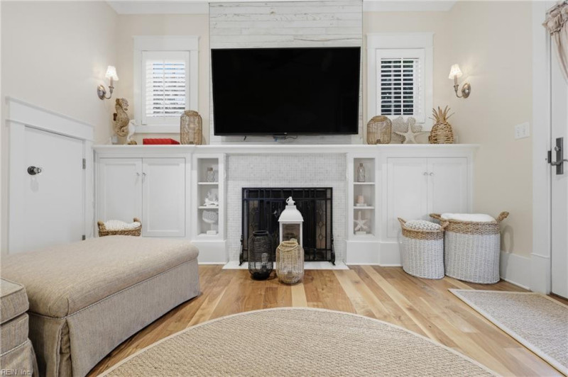 Photo 13 of 44 residential for sale in Norfolk virginia Photo 13 of 44 residential for sale in Norfolk virginia