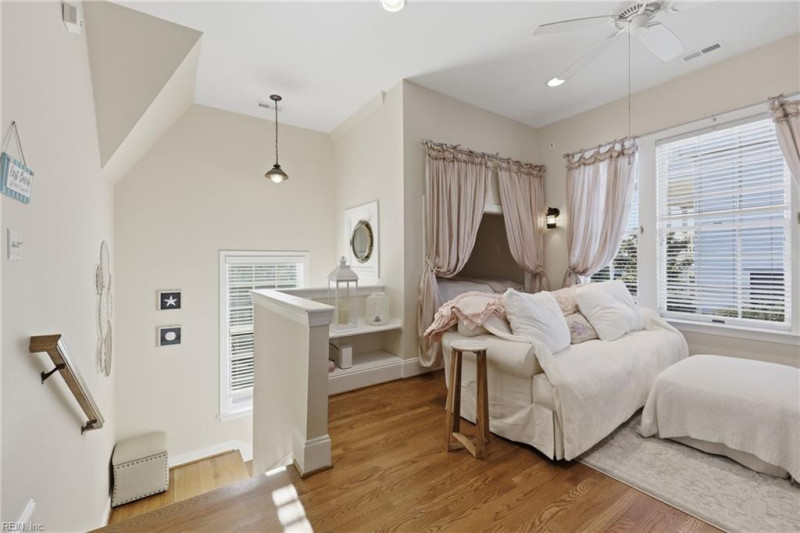 Photo 41 of 44 residential for sale in Norfolk virginia Photo 41 of 44 residential for sale in Norfolk virginia