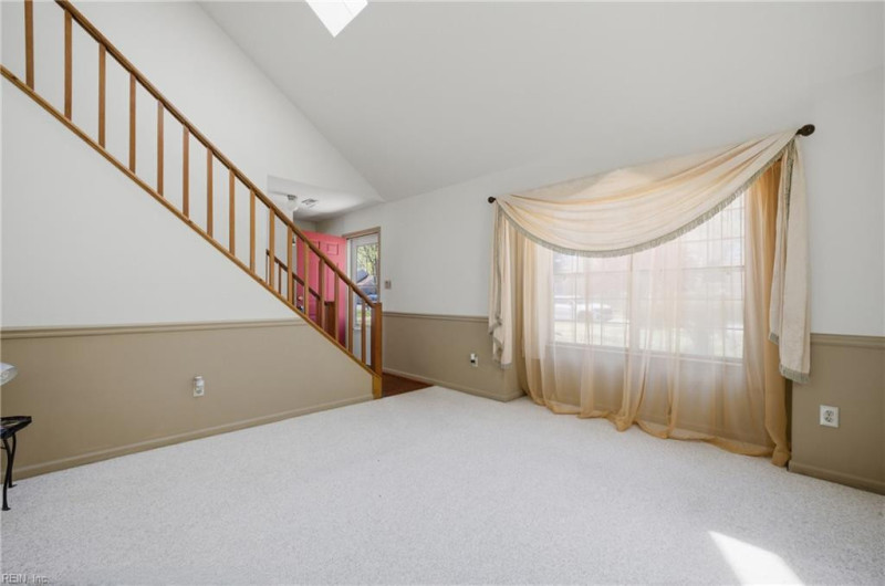 Photo 4 of 31 residential for sale in Hampton virginia Photo 4 of 31 residential for sale in Hampton virginia