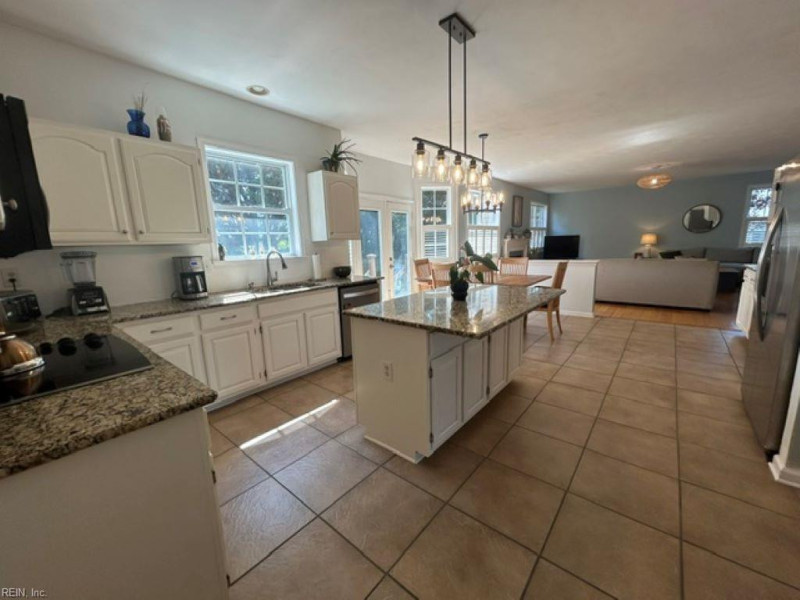 Photo 7 of 33 residential for sale in Virginia Beach virginia Photo 7 of 33 residential for sale in Virginia Beach virginia