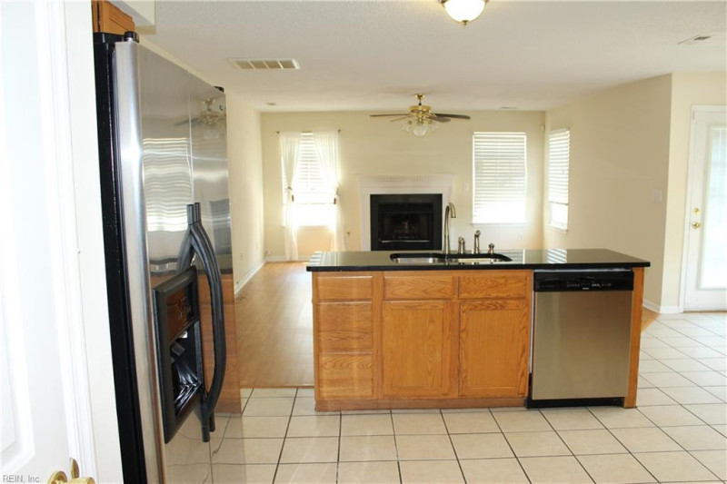 Photo 11 of 46 residential for sale in Hampton virginia Photo 11 of 46 residential for sale in Hampton virginia
