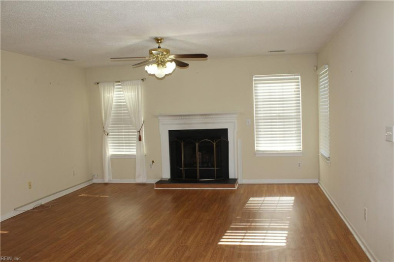 Photo 19 of 46 residential for sale in Hampton virginia Photo 19 of 46 residential for sale in Hampton virginia