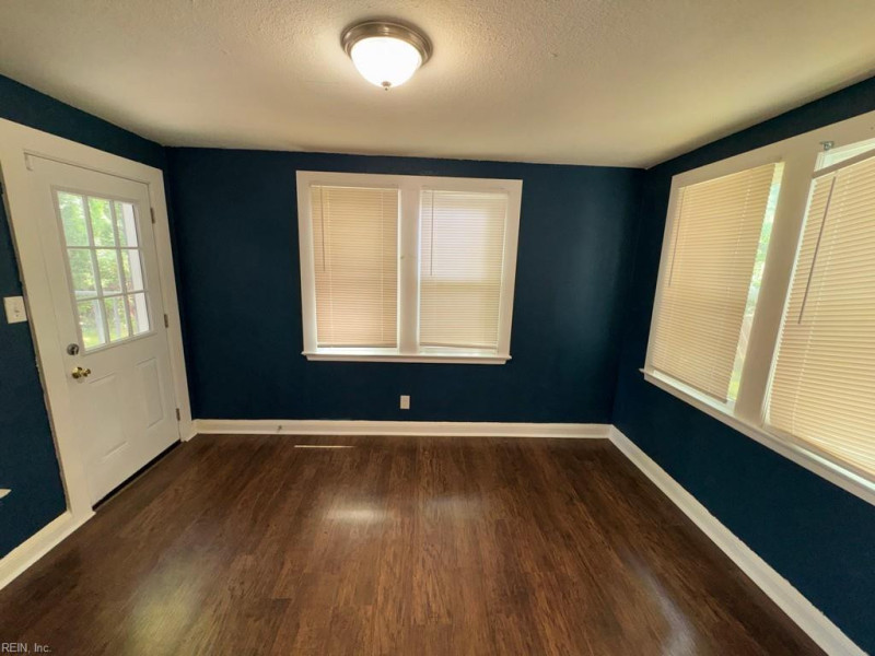 Photo 8 of 34 residential for sale in Norfolk virginia Photo 8 of 34 residential for sale in Norfolk virginia
