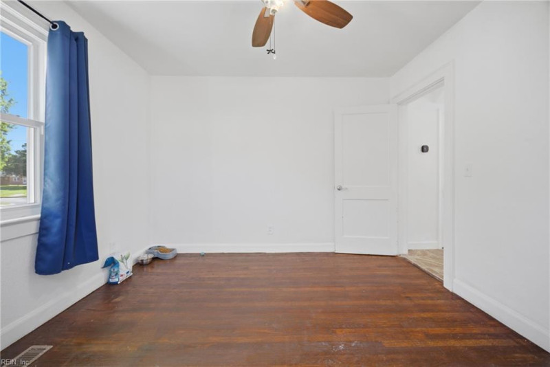 Photo 14 of 49 residential for sale in Norfolk virginia Photo 14 of 49 residential for sale in Norfolk virginia