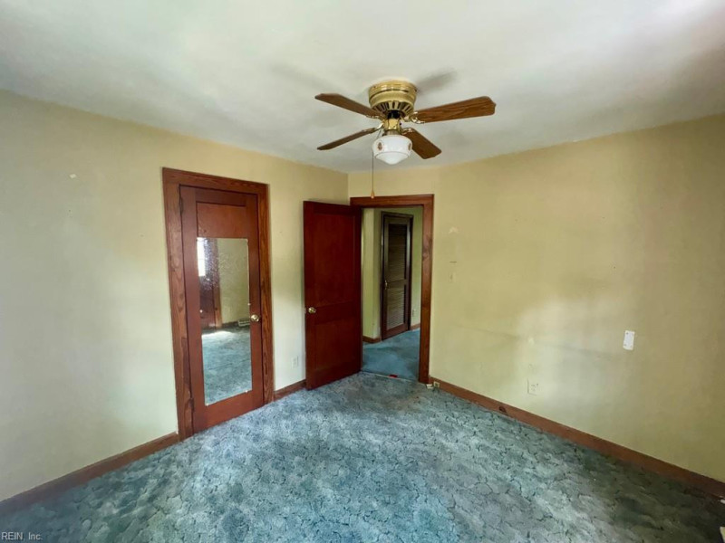 Photo 11 of 20 residential for sale in Norfolk virginia