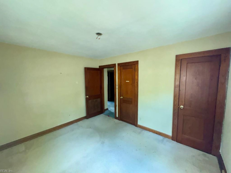Photo 13 of 20 residential for sale in Norfolk virginia