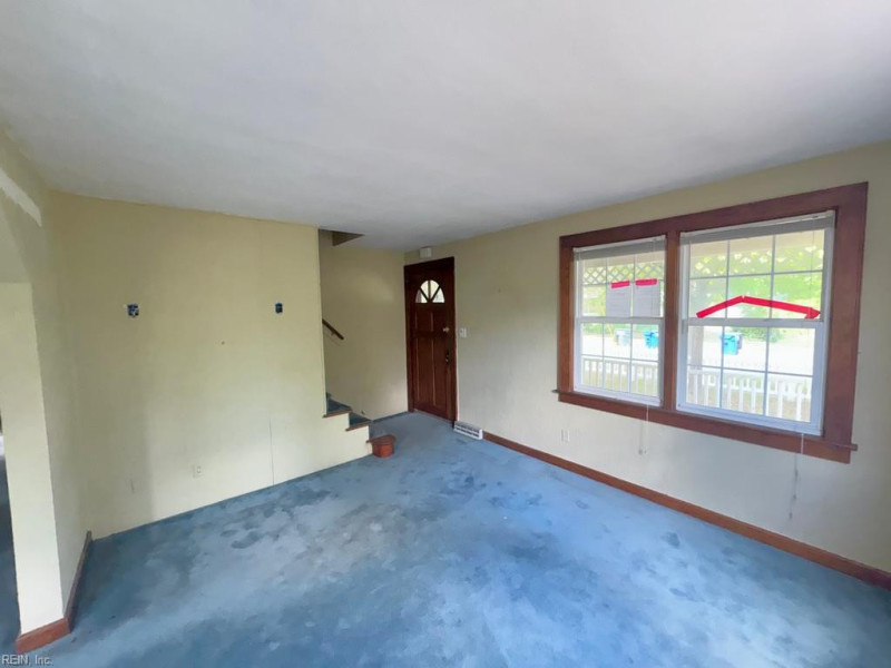 Photo 4 of 20 residential for sale in Norfolk virginia