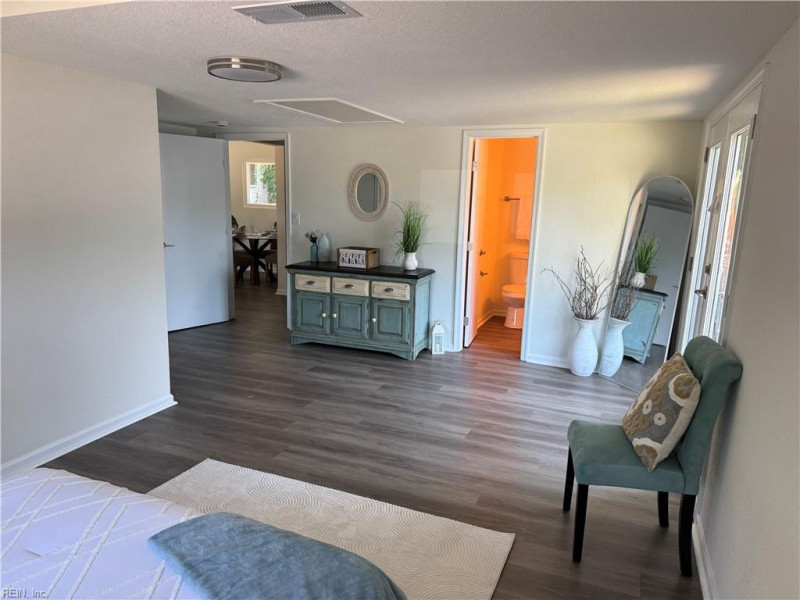 Photo 11 of 29 residential for sale in Virginia Beach virginia