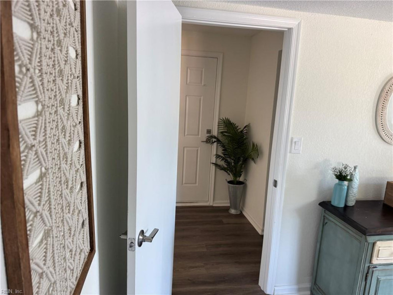 Photo 9 of 29 residential for sale in Virginia Beach virginia