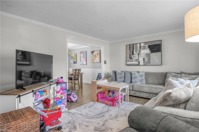 Photo 9 of 39 residential for sale in Virginia Beach virginia