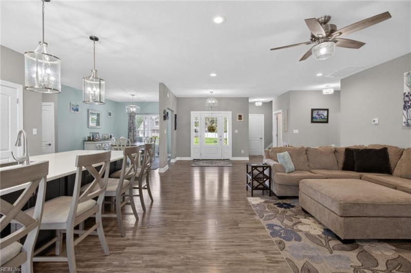 Photo 19 of 43 residential for sale in Suffolk virginia