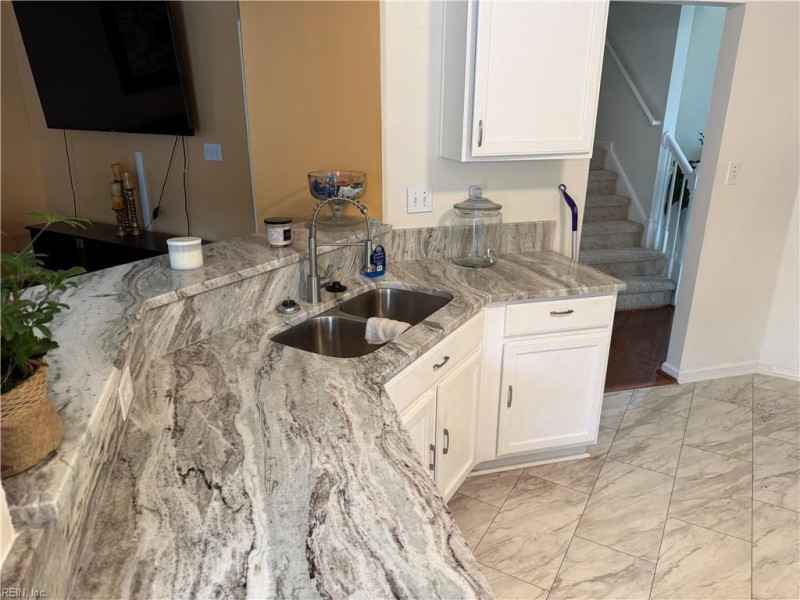 Photo 10 of 37 residential for sale in Newport News virginia
