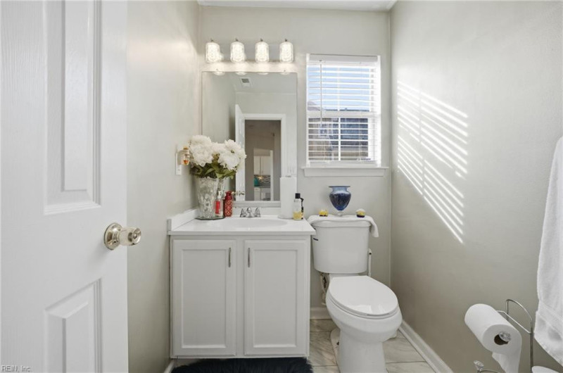 Photo 14 of 37 residential for sale in Newport News virginia