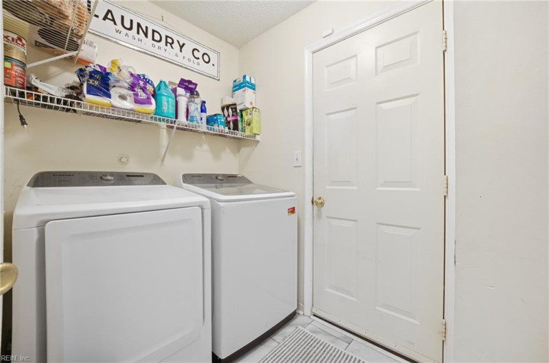 Photo 15 of 37 residential for sale in Newport News virginia