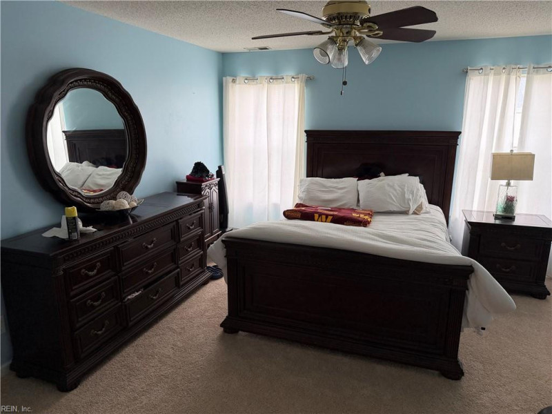 Photo 18 of 37 residential for sale in Newport News virginia