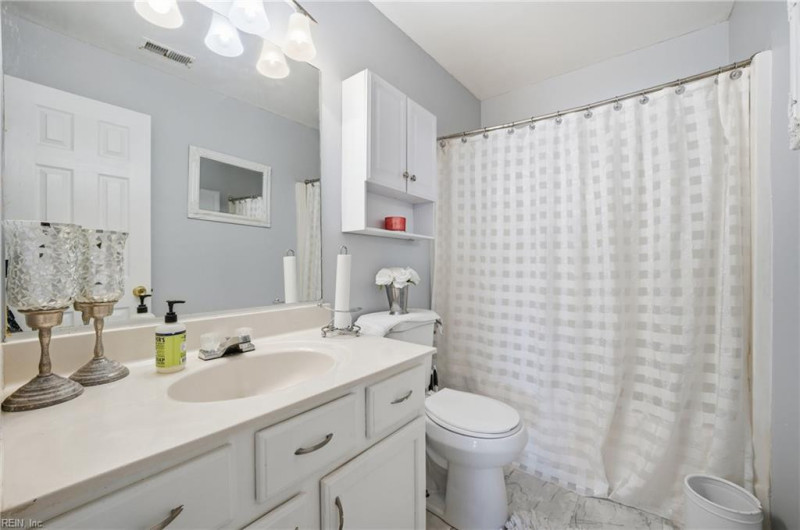 Photo 23 of 37 residential for sale in Newport News virginia