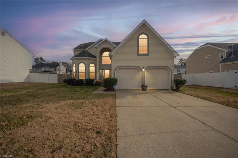 Photo 4 of 37 residential for sale in Newport News virginia