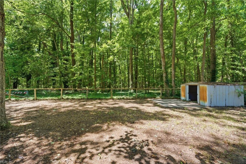 Photo 18 of 21 residential for sale in Newport News virginia